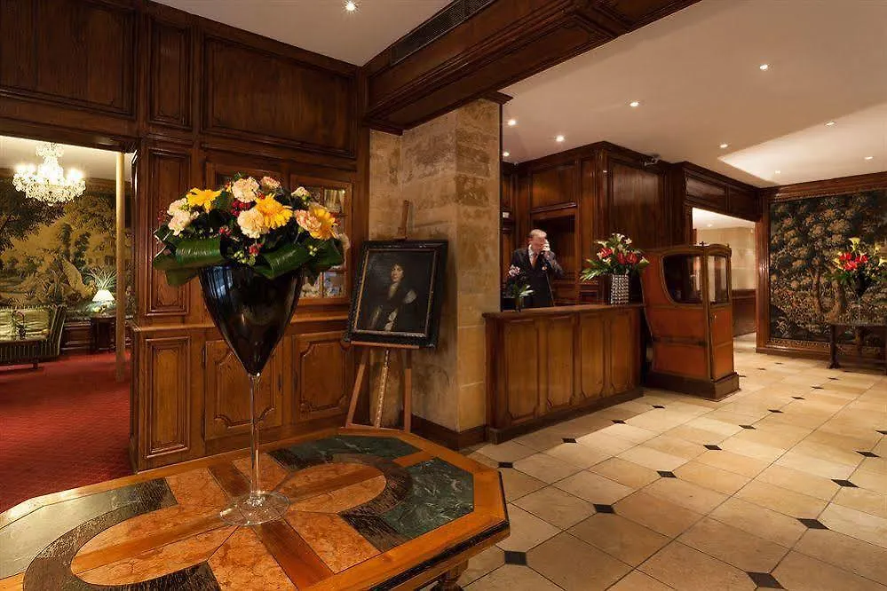 Hotel De L'Arcade Paris