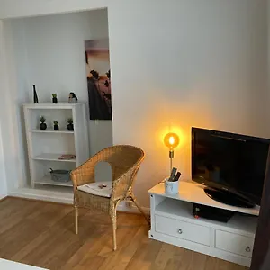 Aux Deux Colombes Avec Balcon Et Garage , Pamiers Francia