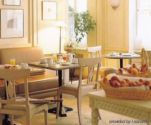 فندق دو لاركاد باريس 3*,