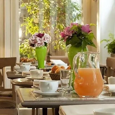 Hotel De L'Arcade Paris 3*,  France