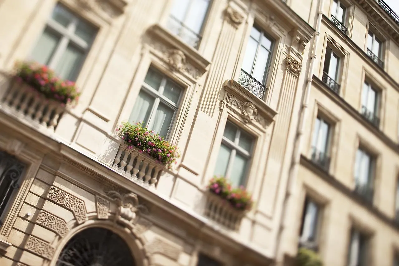 Hotel De L'Arcade Paris France