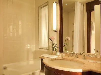 فندق دو لاركاد باريس