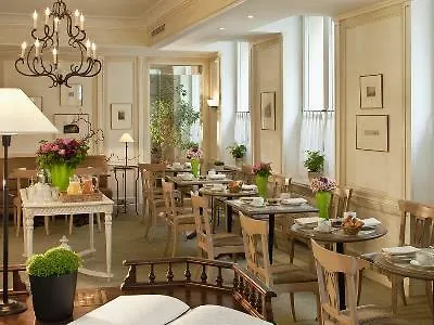 Hotel De L'Arcade Paris 3*,  France
