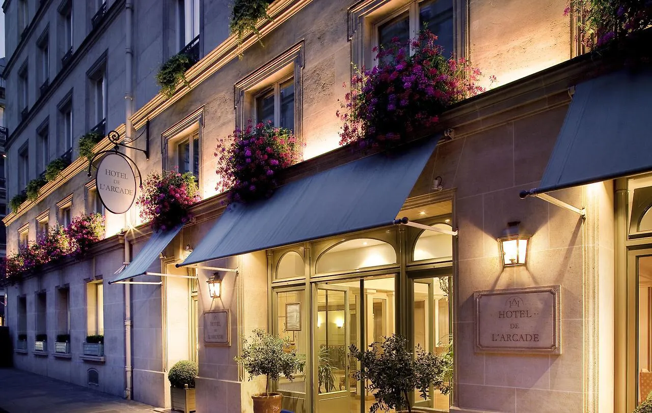 ***  Hotel De L'Arcade Paris France